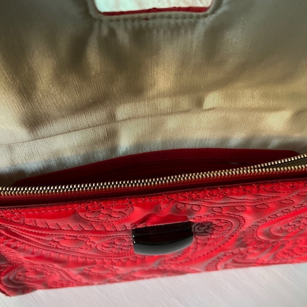 Kate Spade Calabasas Paola  Red
Clutch Purse Bag Paisley - Picture 4 of 9